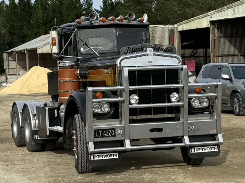 A 1974 Kenworth W924R, one of the classic trucks entered for Easter 2027.